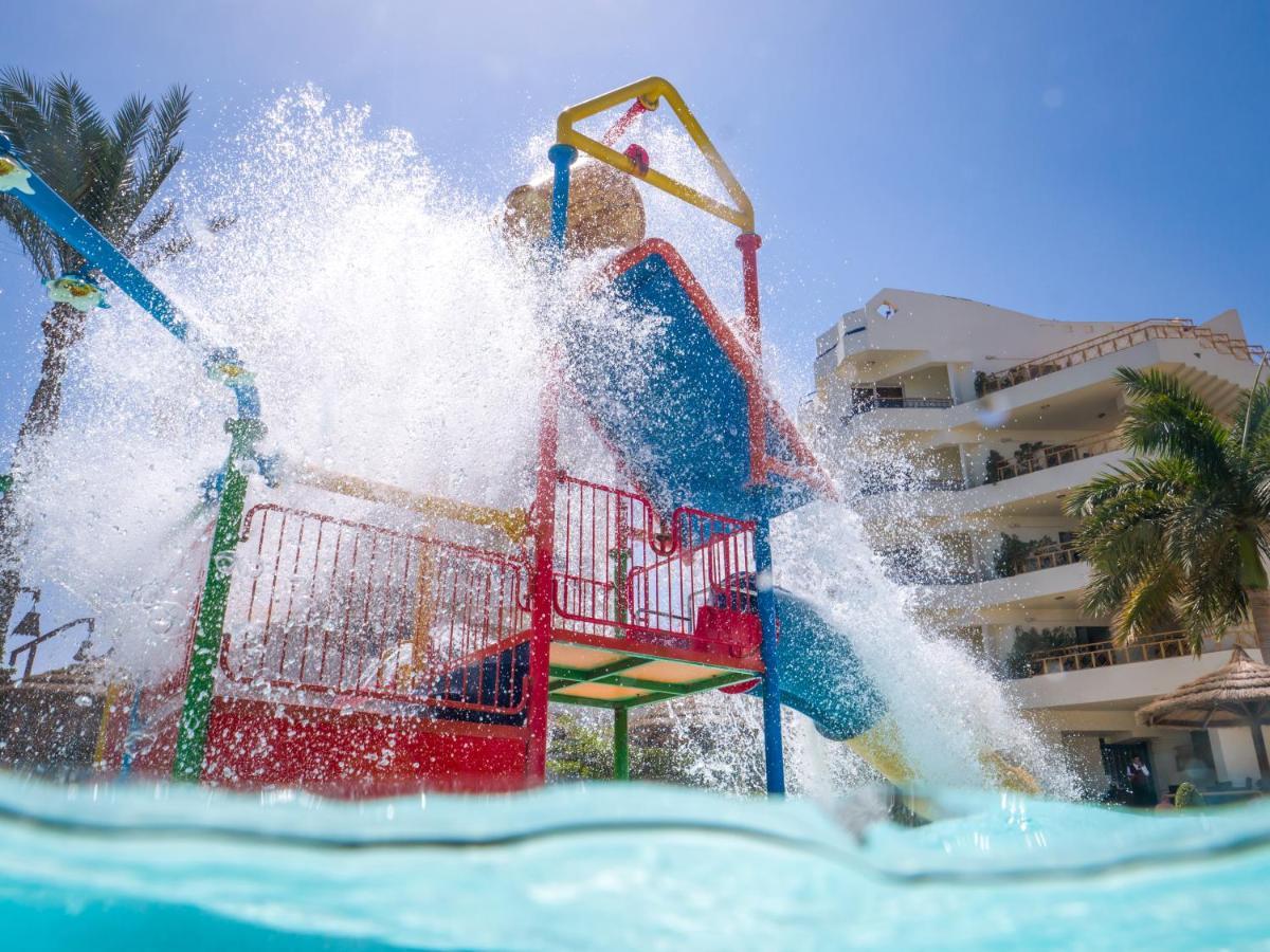 Seagull Beach Resort - Families And Couples Only Hurghada Exterior photo