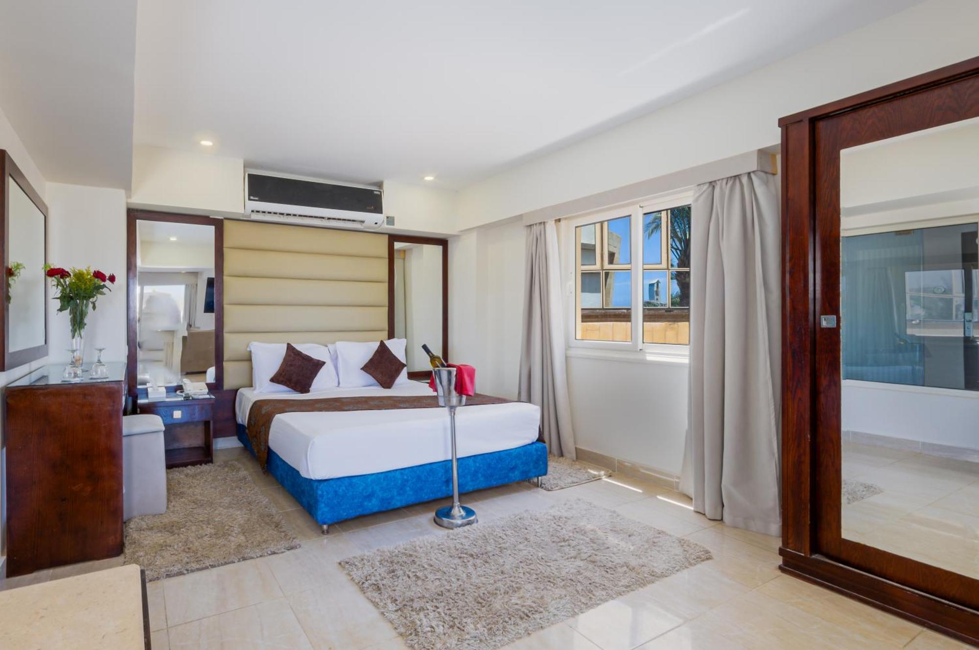 Seagull Beach Resort - Families And Couples Only Hurghada Exterior photo